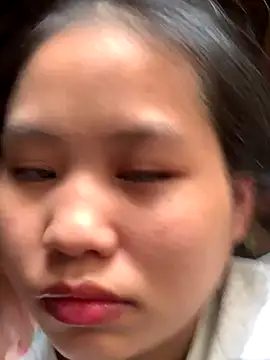 Snapshot of Miuu-Miuu chatting on October 23, 7:51 am Miuu-Miuu online show from October 23, 7:51 am