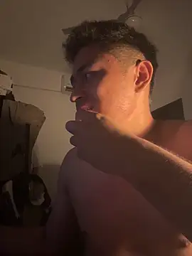 VERGALARGA120 online show from October 22, 6:24 am