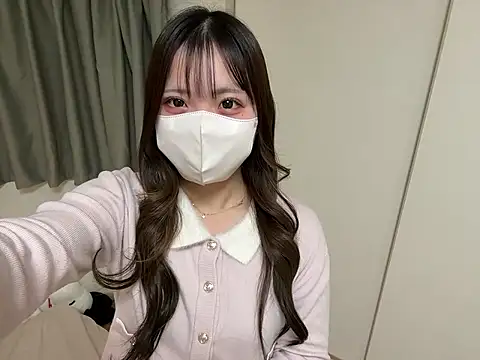 pomu chan online show from January 18, 11:58 am