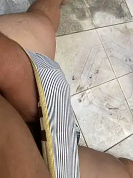 Snapshot of Bkackmamba chatting on October 25, 12:23 pm Bkackmamba online show from October 25, 12:23 pm