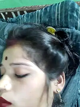 Snapshot of Bhumika_Love chatting on October 26, 12:27 am Bhumika Love online show from October 26, 12:27 am