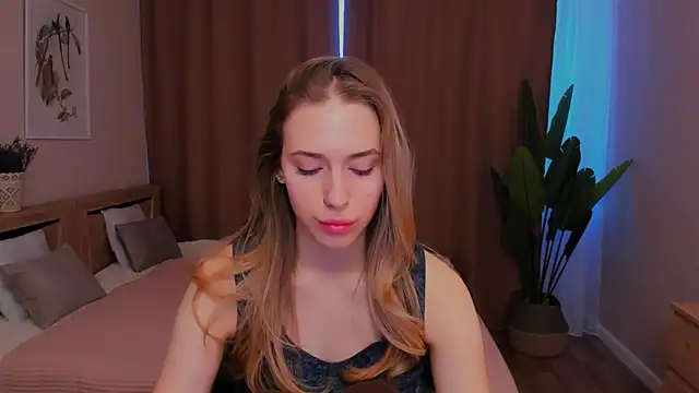 sassy cutie online show from February 9, 8:29 am