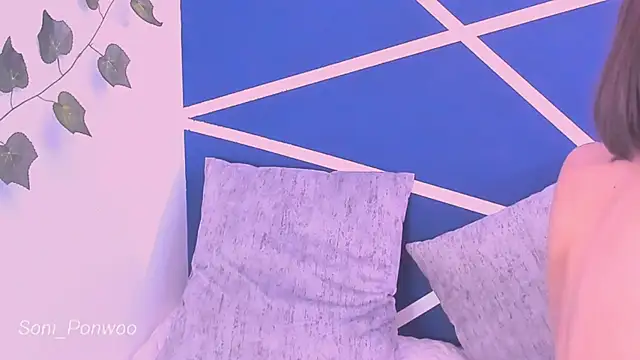 Snapshot of soni_ponwoo chatting on November 21, 6:06 pm soni ponwoo online show from November 21, 6:06 pm