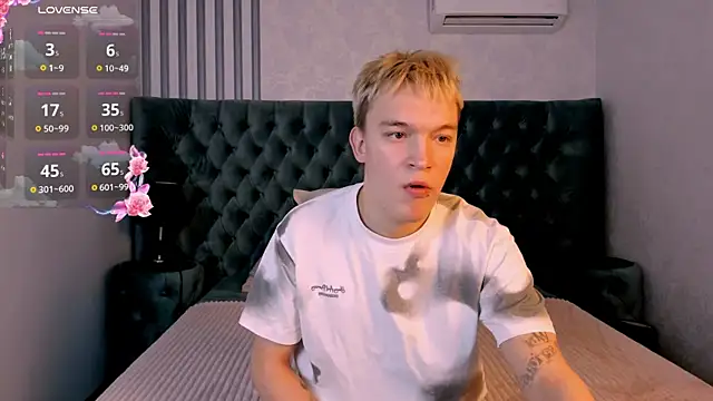 Derek Banville online show from February 6, 7:39 pm