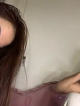 helo-kitty online show from February 8, 2:20 pm