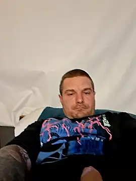 DadDDick925 online show from January 10, 1:07 am