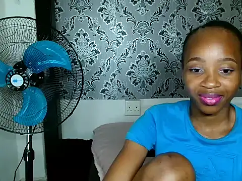 Snapshot of Patronaxxx chatting on October 22, 5:56 pm Patronaxxx online show from October 22, 5:56 pm