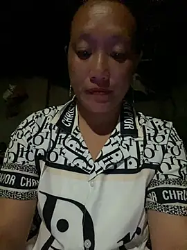 Snapshot of Phantamay chatting on April 27, 1:09 pm Phantamay online show from April 27, 1:09 pm
