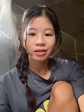 ninixinh online show from October 25, 2:52 am