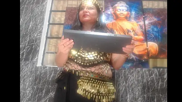 Snapshot of Debora_Cienfuegos25 chatting on March 4, 3:34 am Debora Cienfuegos25 online show from March 4, 3:34 am