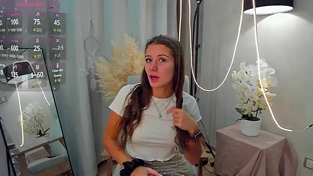 Snapshot of KeshaRachi chatting on November 16, 1:22 am KeshaRachi online show from November 16, 1:22 am