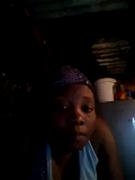 Snapshot of blackbeautyxx92 chatting on November 1, 1:24 pm blackbeautyxx92 online show from November 1, 1:24 pm