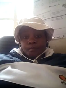 blackbeautyxx92 online show from November 3, 8:37 am