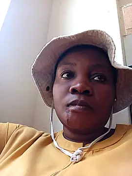 blackbeautyxx92 online show from November 13, 8:02 am