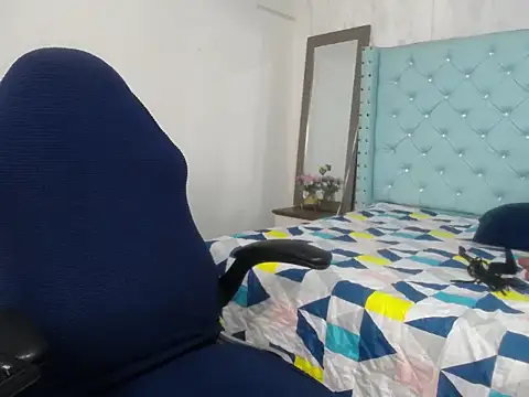 yuliet latin69 online show from November 8, 1:33 pm