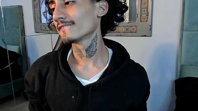 Mr Strike online show from November 3, 2:57 am