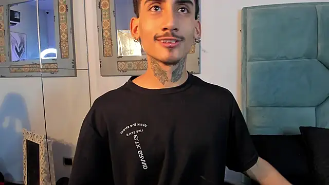 Mr Strike online show from November 7, 2:55 am