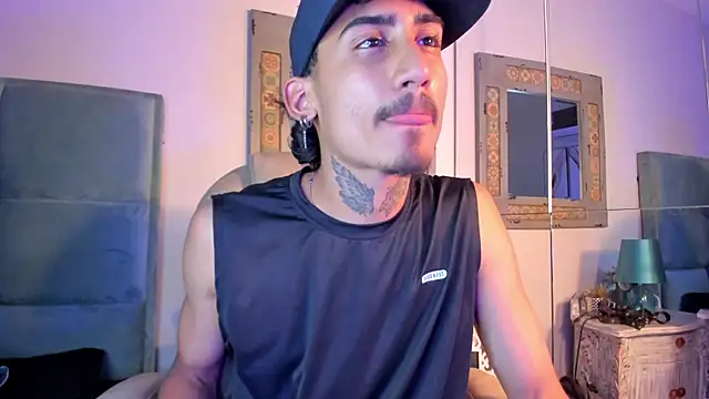 Mr Strike online show from January 6, 7:17 pm