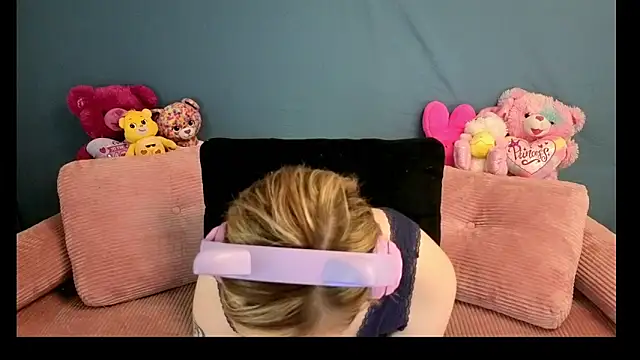 daddysprincess731 online show from June 14, 2:24 am