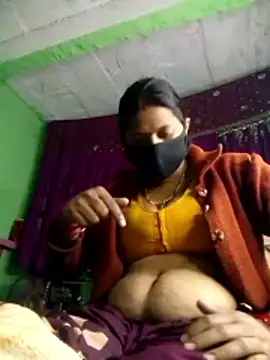 QRESABABY online show from December 2, 12:49 am