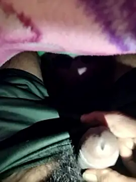 Snapshot of Neeta_raj chatting on December 15, 4:55 pm Neeta raj online show from December 15, 4:55 pm