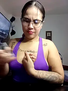 tattyHot95 online show from March 12, 6:25 pm