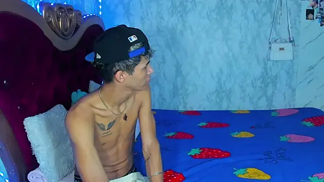 boyswantingplay online show from March 25, 4:02 pm