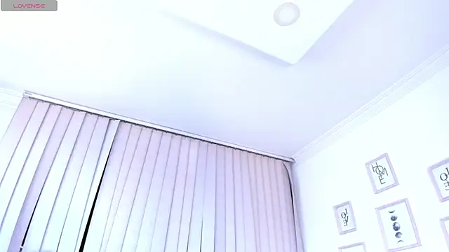 kendra crow online show from January 8, 12:29 pm