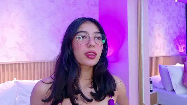 AdelineJhones online show from November 30, 3:16 pm