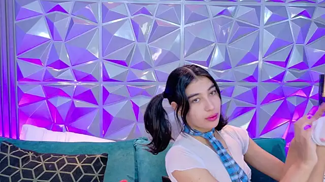 Snapshot of AdelineJhones chatting on May 2, 2:00 pm AdelineJhones online show from May 2, 2:00 pm
