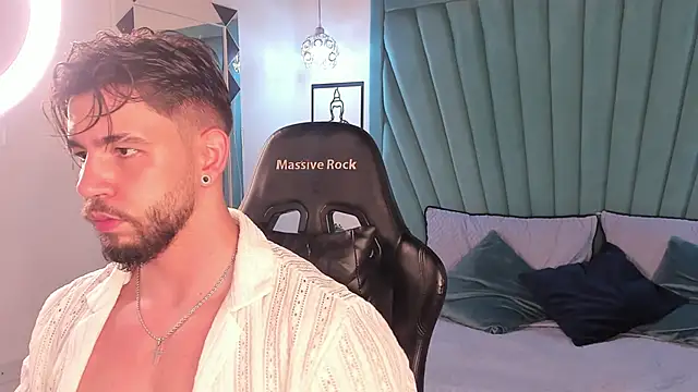 JACKSON STIFLER online show from June 6, 12:16 am