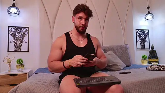 JACKSON STIFLER online show from June 11, 12:32 am