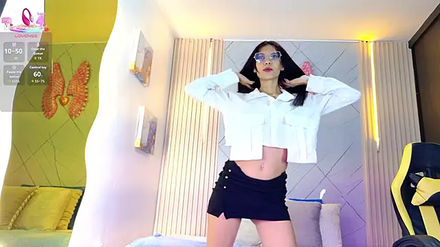 Snapshot of Sara_swift9 chatting on November 28, 8:00 pm Sara swift9 online show from November 28, 8:00 pm