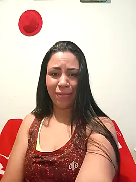 Snapshot of LeilaTaylor chatting on December 2, 2:34 pm LeilaTaylor online show from December 2, 2:34 pm