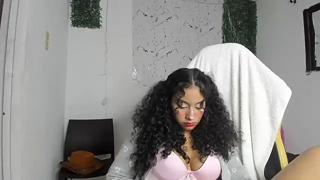 emily stars1 online show from February 3, 12:53 am