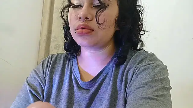 Magic Alicee  online show from November 13, 4:00 am