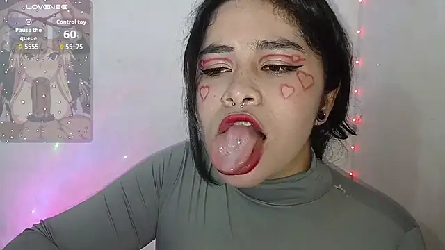 Snapshot of Magic_Alicee_ chatting on February 15, 3:36 am Magic Alicee online show from February 15, 3:36 am