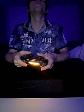 StephPra94 online show from October 25, 10:37 pm