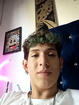 Yorsamm and friends online show from October 28, 9:06 pm