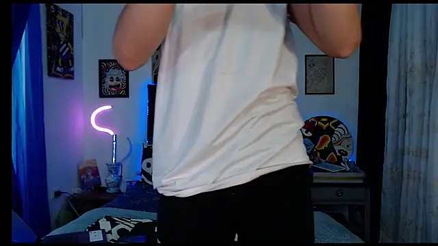 Yorsamm and friends online show from October 29, 6:42 pm