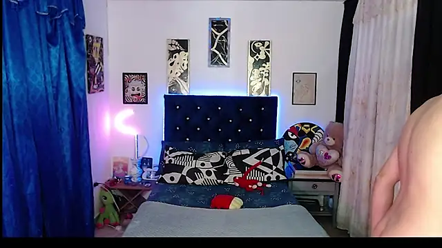 Yorsamm and friends online show from November 16, 6:19 am