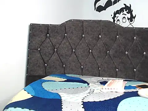 LiamANDJordan online show from May 17, 1:58 am