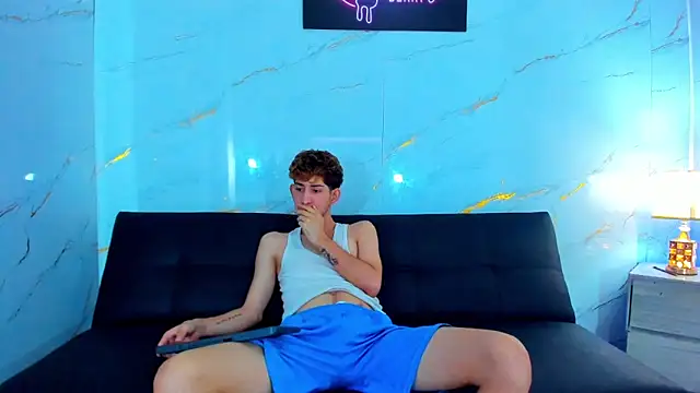 Room boys hot online show from February 8, 5:38 pm