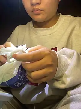 Snapshot of kimyonon chatting on March 10, 1:43 am kimyonon online show from March 10, 1:43 am