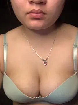 Snapshot of kimyonon chatting on March 16, 2:17 am kimyonon online show from March 16, 2:17 am