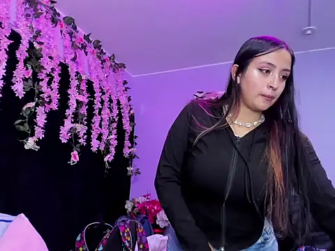 Gabyy Cooper  online show from May 24, 3:11 am
