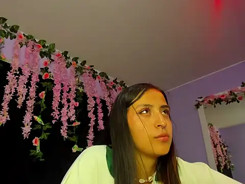 Gabyy Cooper  online show from June 11, 2:22 am