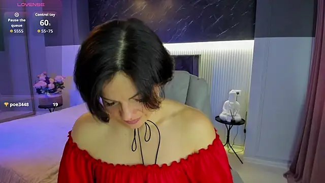 Snapshot of Wow_Maya chatting on December 14, 4:40 am Wow Maya online show from December 14, 4:40 am