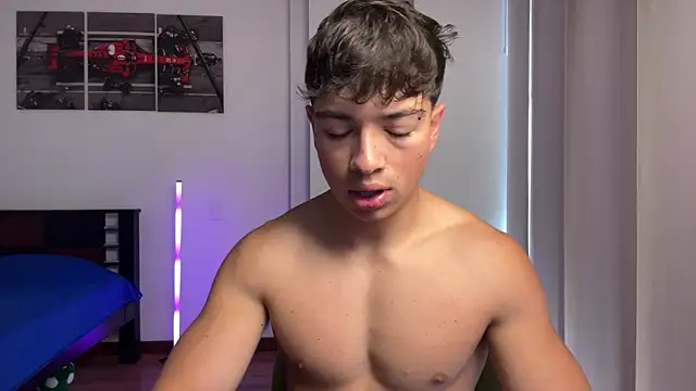 JUSTIN JHONS online show from November 27, 3:03 pm