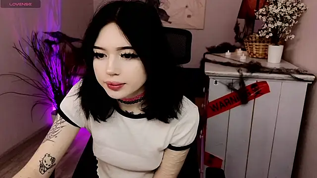 Emma Kirks online show from October 30, 10:38 am